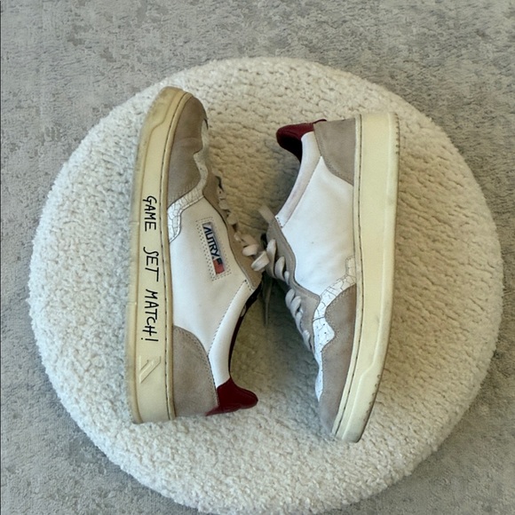 AUTRY Men's Beige and Burgundy Sneakers - Picture 3 of 6